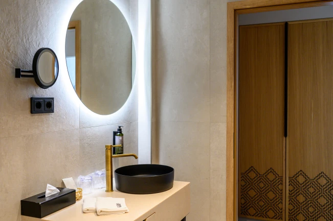 Junior „Hídfő” suite with Devon bathtub