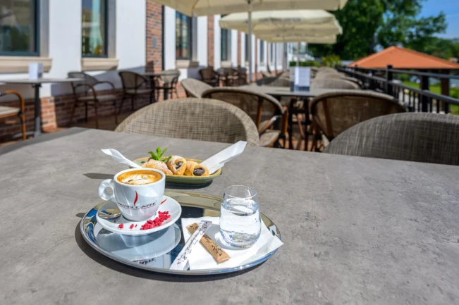 Bordűr Kávézó & Cukrászda