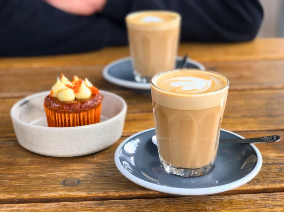 Bordűr Kávézó & Cukrászda